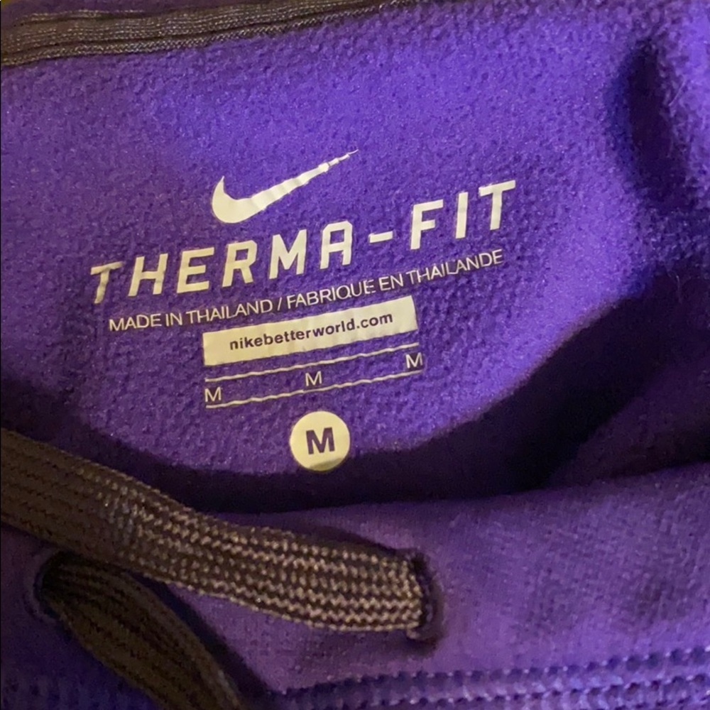 ❤️❤️❤️Nike Therma -Fit medium Sweatshirt Medium - Picture 8 of 8